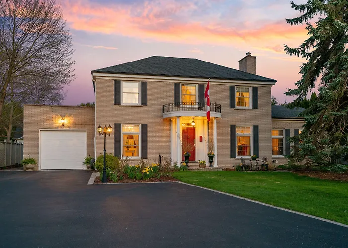 Abacot Hall Bed & Breakfast Niagara-on-the-Lake
